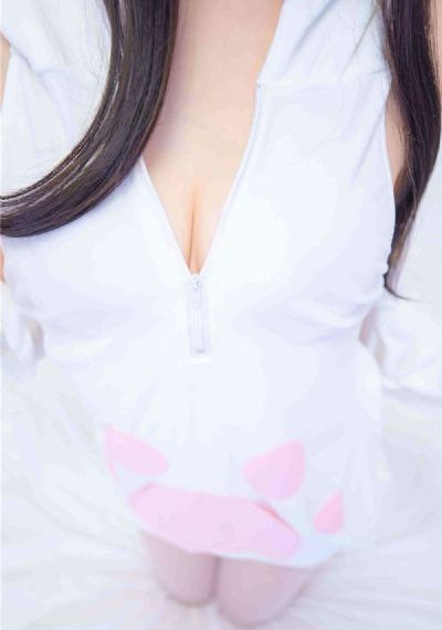 色虐女囚