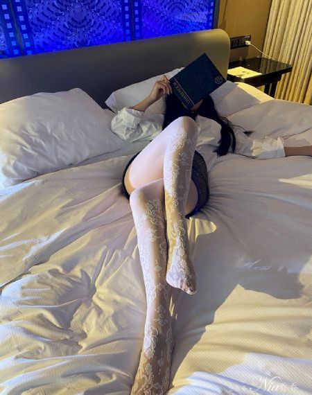 挣扎的亚当