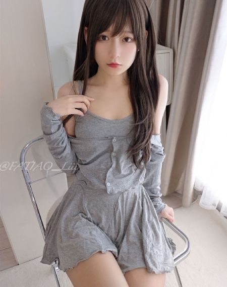 贺青